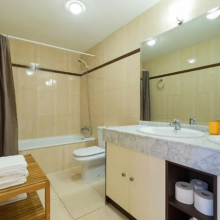 Mahostly Castillo * פוארטו דל רוסריו